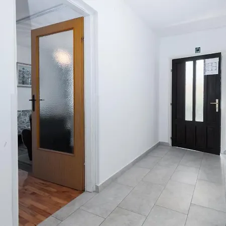 5351a Appartement *