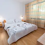 5351a Punat